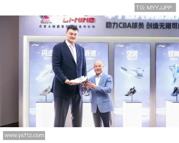 我家姚明的篮球传奇与爱的故事在每个家庭中绽放